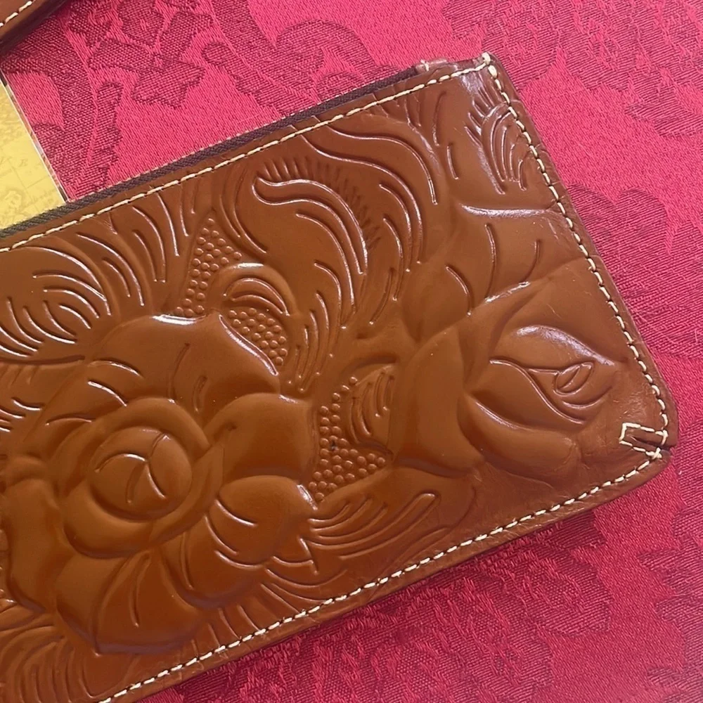 Brand New Patricia Nash Genuine Tooled Leather St. Croce Zippered Wristlet